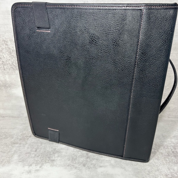 Beauty Binder Makeup Organizer with 3 See Through Files, Cosmetic Display - Picture 3 of 16